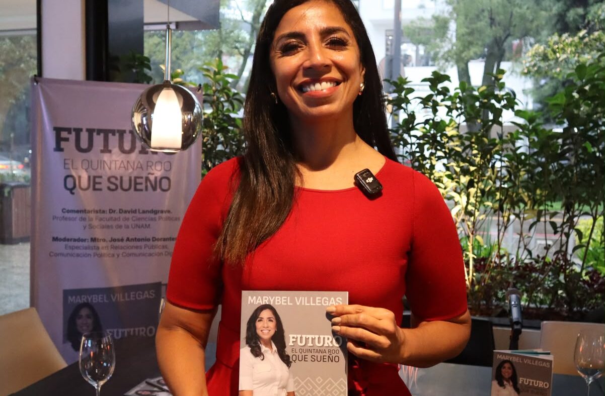 Marybel Villegas presenta su libro Futuro, el Quintana Roo que sueño