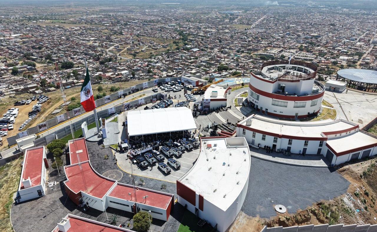 Instalaciones del C5i de Zacatecas vistas desde el aire, sede del foro sobre construcción de paz