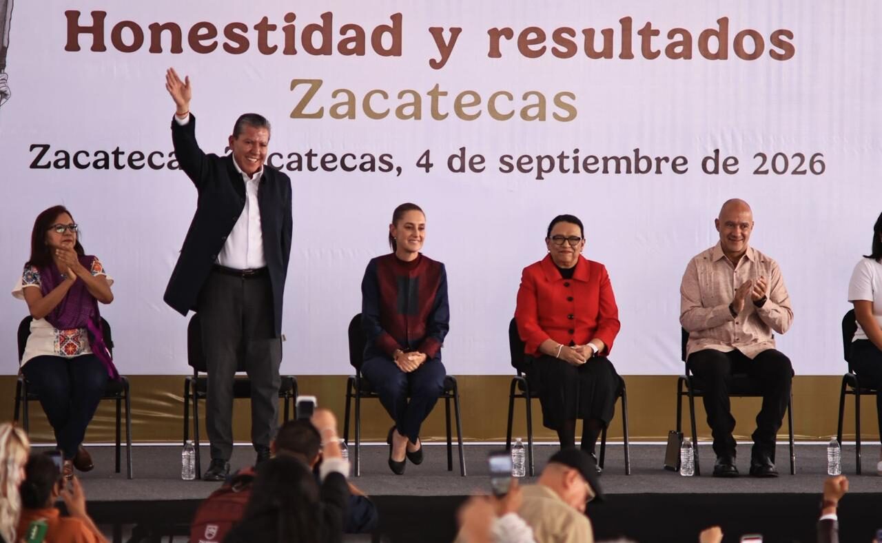 Claudia Sheinbaum y David Monreal durante el Segundo Informe en Zacatecas